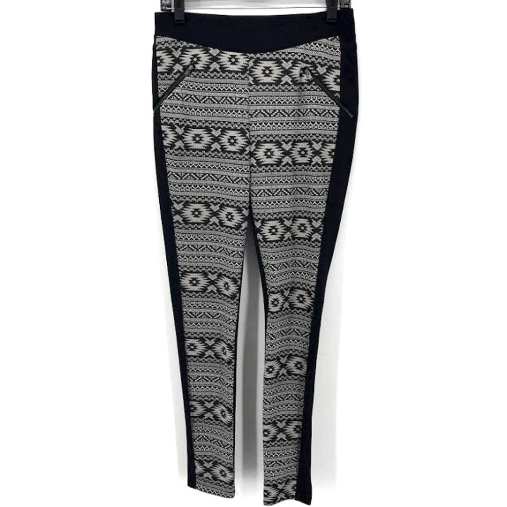 Gianni Bini‎ Women Aztec Pants Pull On Knit Skinny